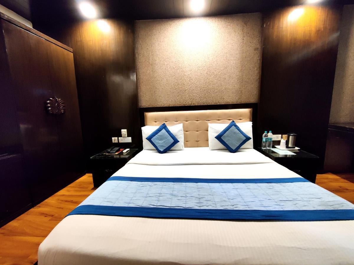 Stay At Hotel Pride, Delhi, Near Karol Bagh Metro Delhi (National Capital Territory of India) Eksteriør billede