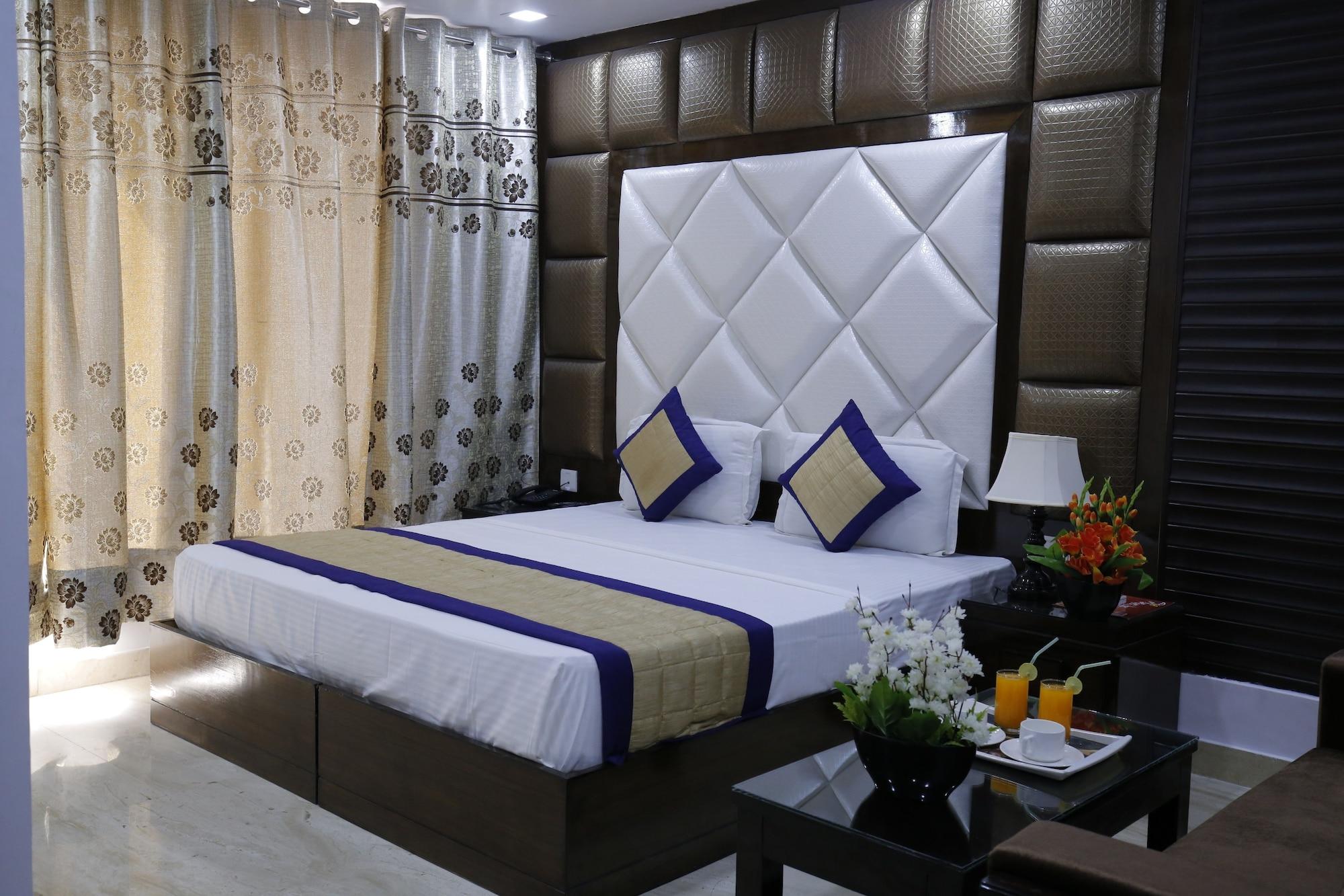 Stay At Hotel Pride, Delhi, Near Karol Bagh Metro Delhi (National Capital Territory of India) Eksteriør billede